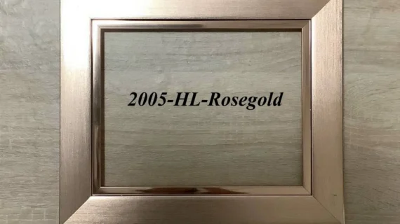 กรอบไม้ตัดรหัส 2005